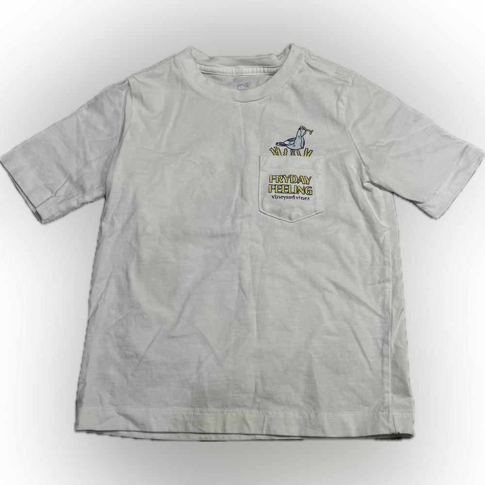 🌊🐦 Vineyard Vines Kids Tee – “Fryday Feeling” 🐦🌊